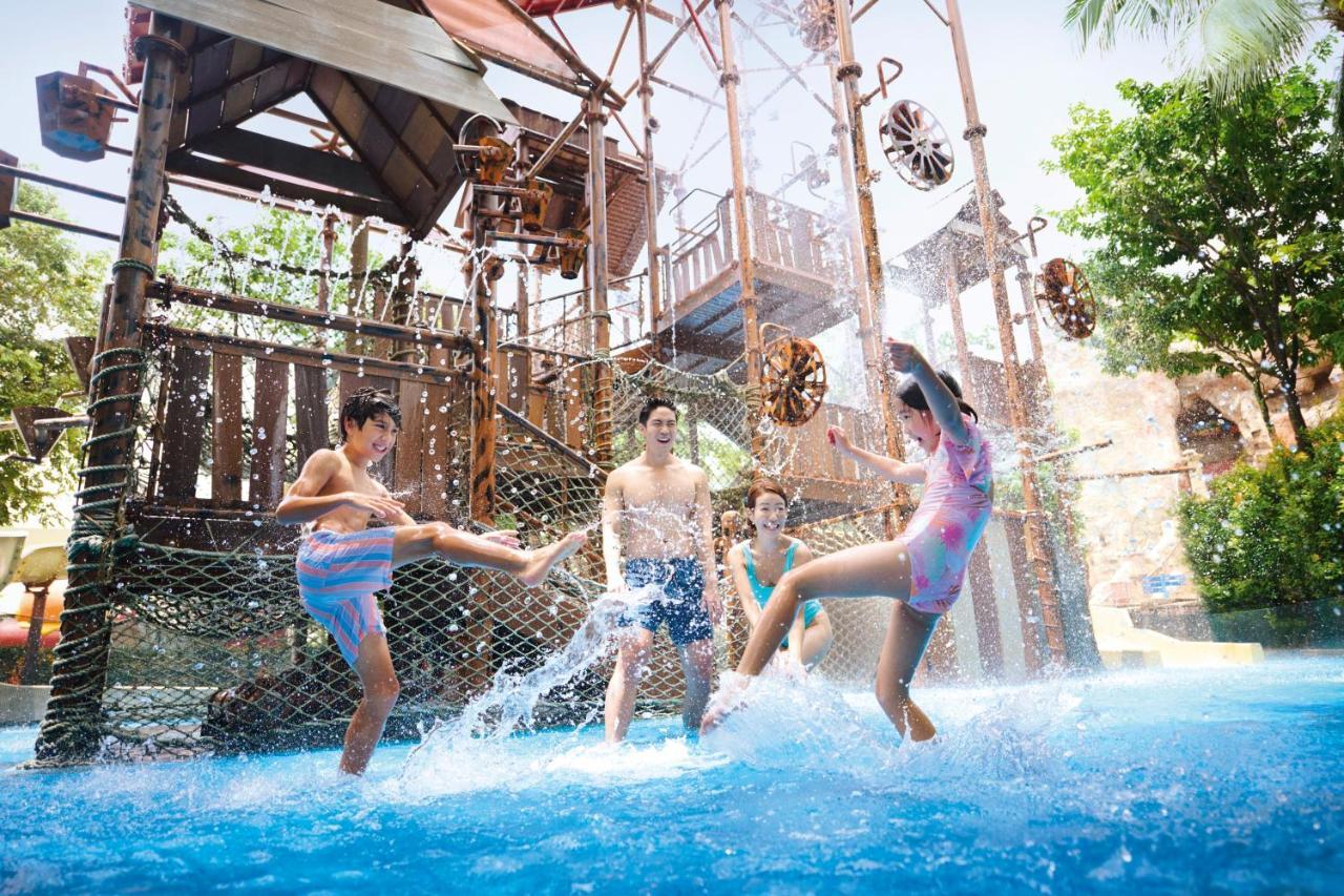 Resorts World Sentosa - Hotel Michael Singapore Exterior photo